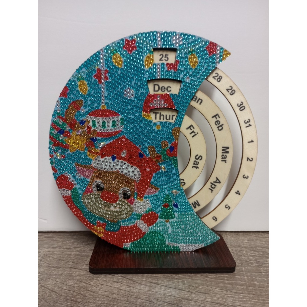 Wooden Diamond Painted Perpetual Rotating‎ Desk Calendar -Christmas Reindeer